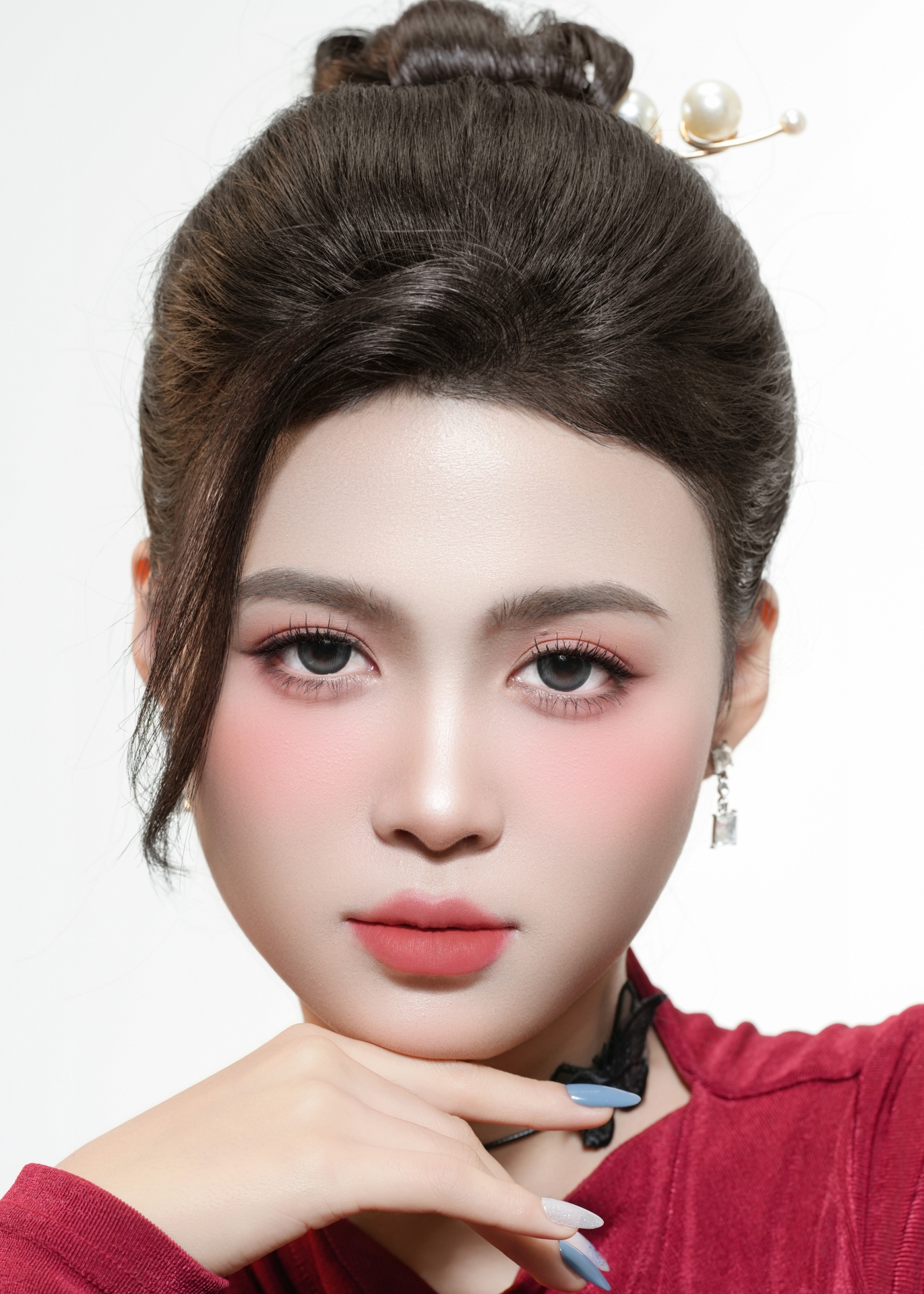 Kính áp tròng Xingeyes